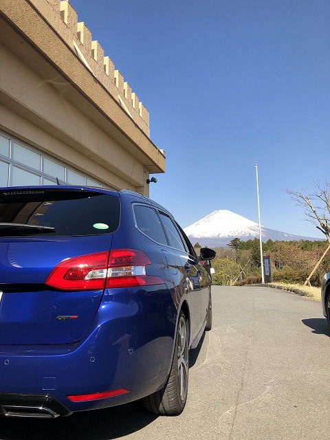 富士山の見える某所にて