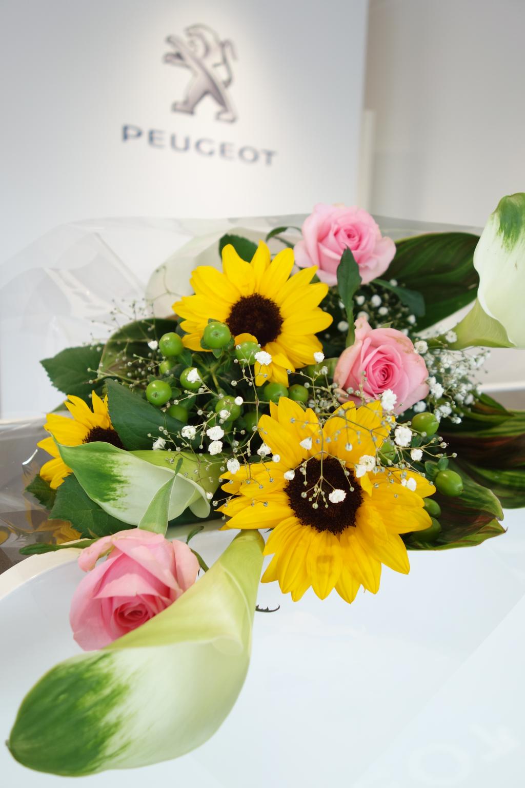 可愛らしいお花が到着いたしました💐