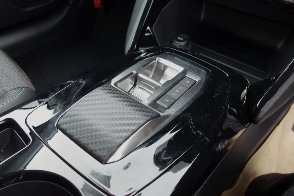 シフトレバーがシフトスイッチにチェーンジ😆！