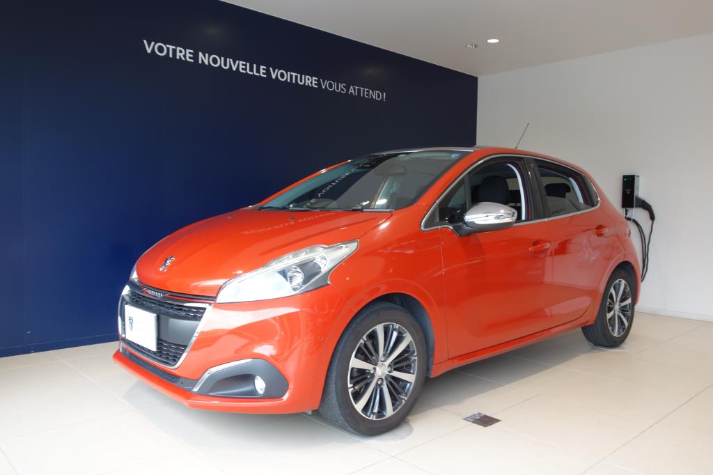 【認定中古車】PEUGEOT 208 Allure / ORANGE・POWER販売中です🚗