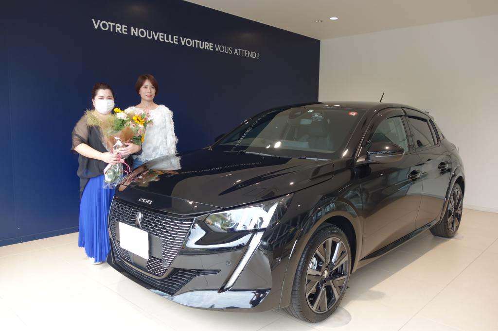【PEUGEOT 208】ご納車誠にありがとう御座いました🍒