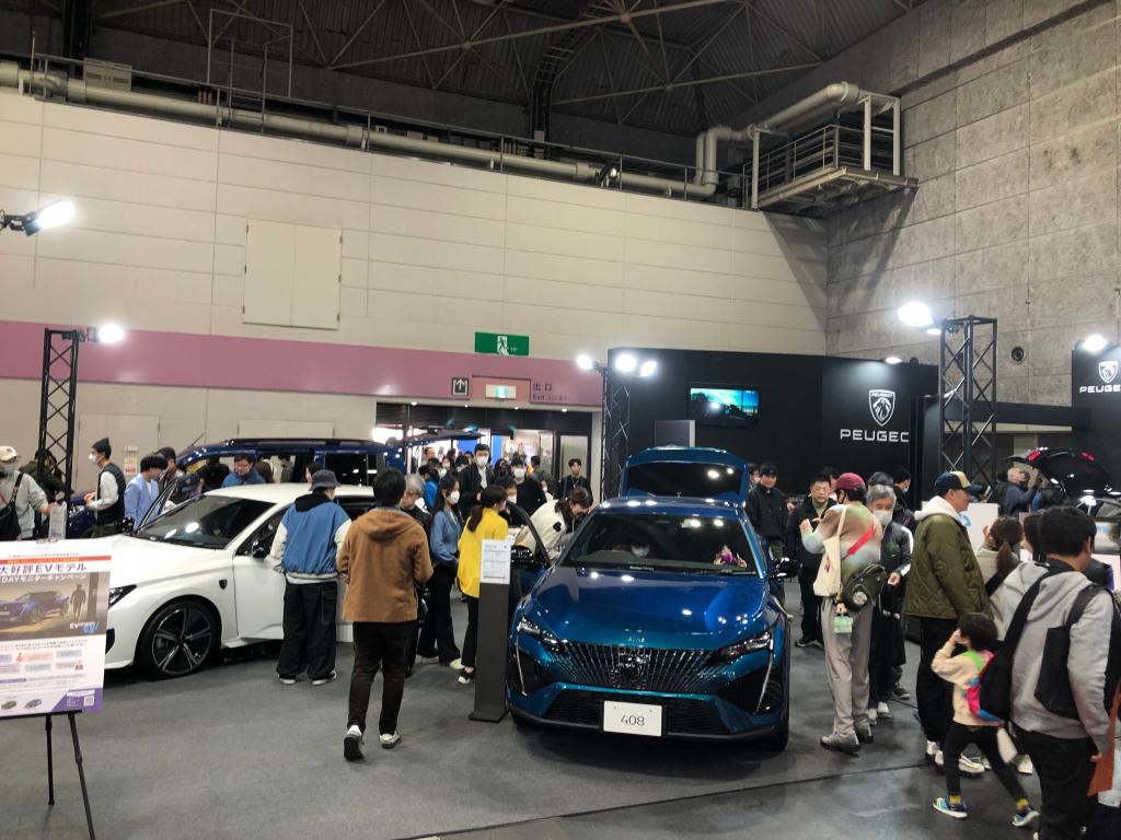 これからは電気自動車の時代でしょうか…🤔🤔