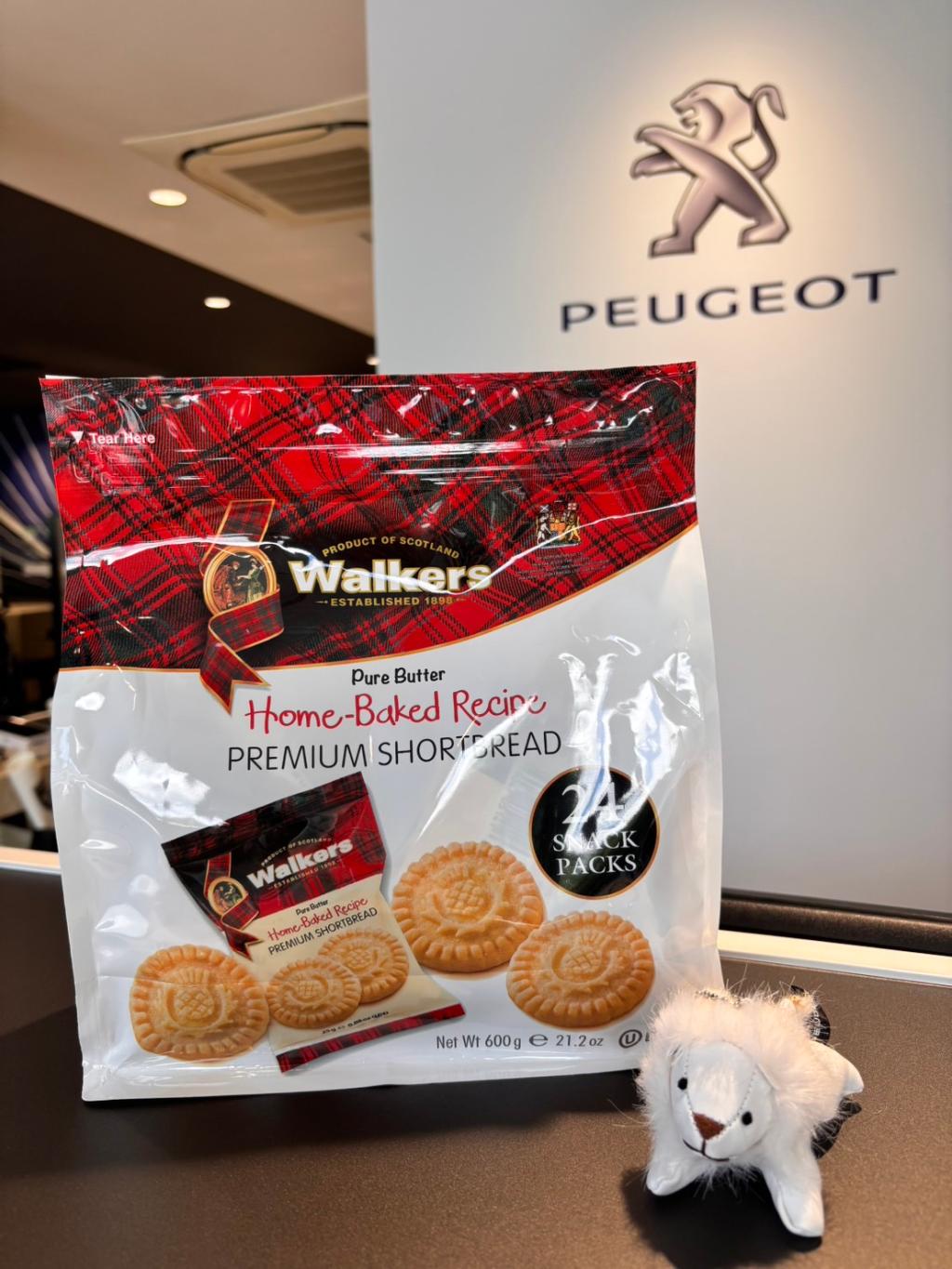 お客様よりお菓子の差し入れを頂きました⭐⭐