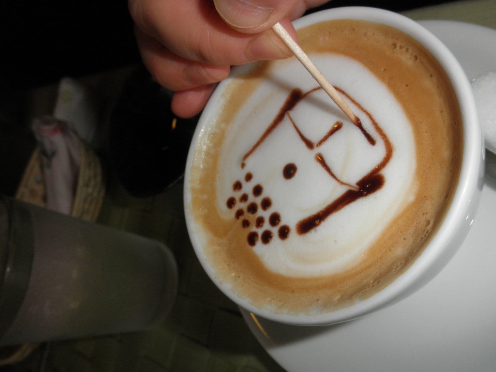 プジョーに乗って「のほほん」と。。