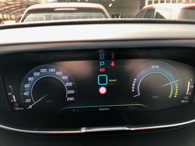 今年もあっとゆうまに４月はいりました。早いもです。ラインナップ出揃いました・・・今週末は・・HYBRID４　DEBUT　FAIR