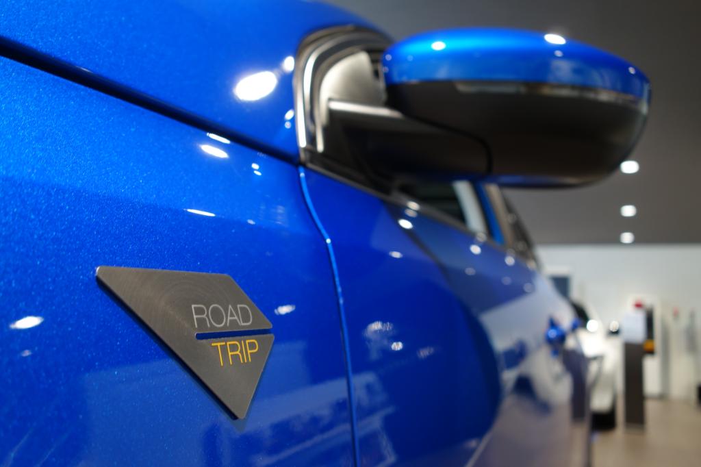 認定中古車 『特別仕様車 308SW  ROADTRIP』 のご紹介です🚙