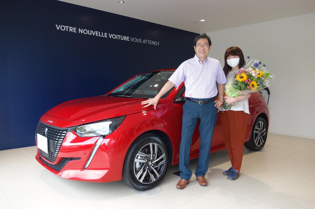 PEUGEOT 『208 Allure』 ご納車ありがとうございます。