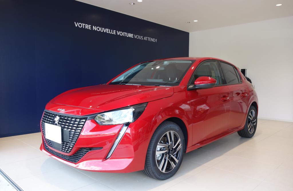 PEUGEOT 『 208 Allure 』 ご納車ありがとうございます🐶