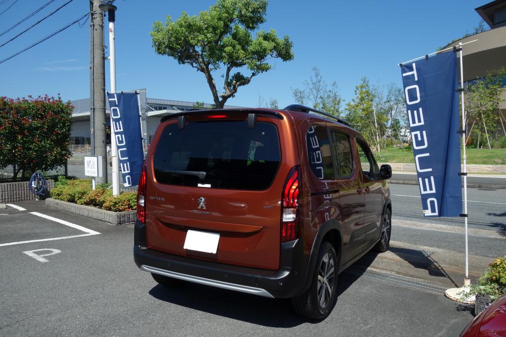 PEUGEOT『Rifter GT』ご納車ありがとうございます。