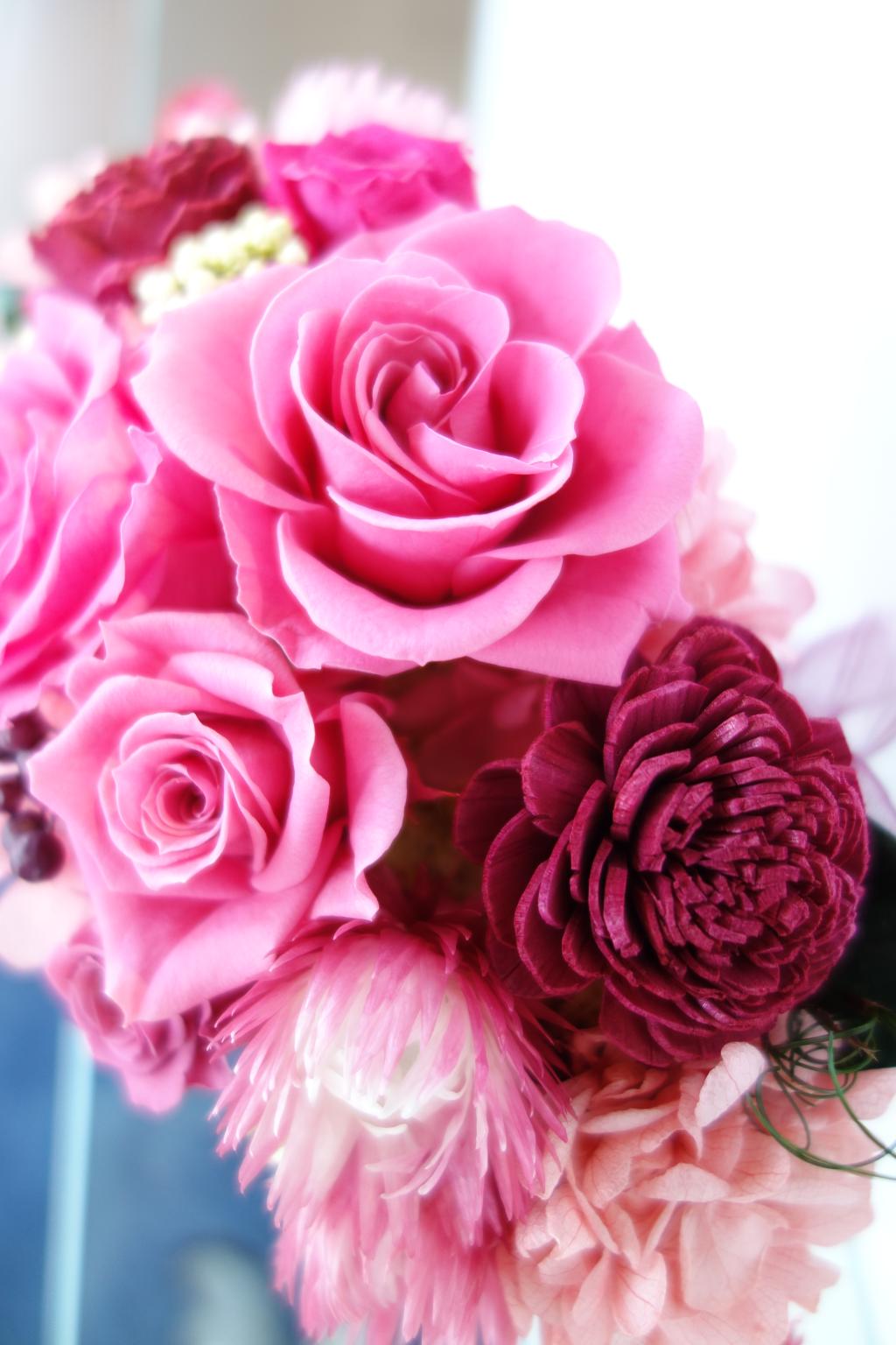 ショールームフラワーが届きました 🌹