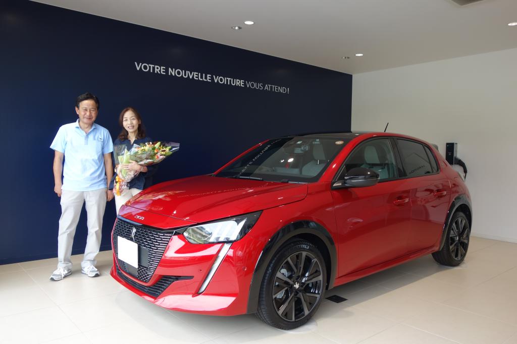 PEUGEOT 『208 GT』 ご納車ありがとうございます。