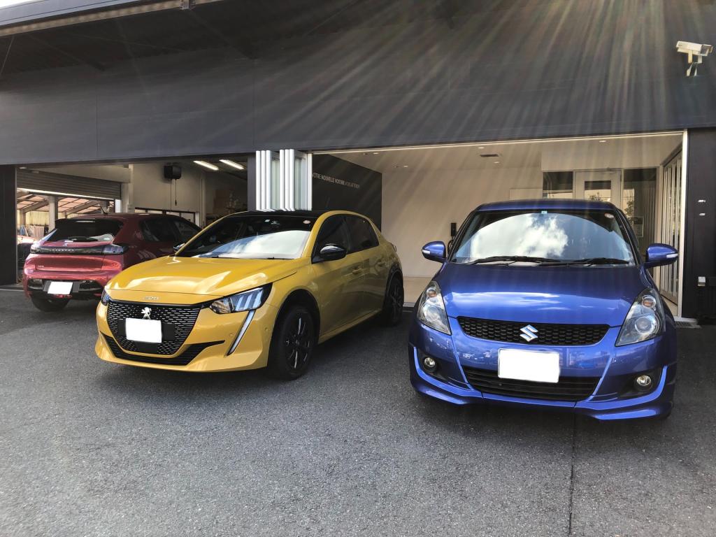 208GT  ファロ・イエロー　ご納車です！