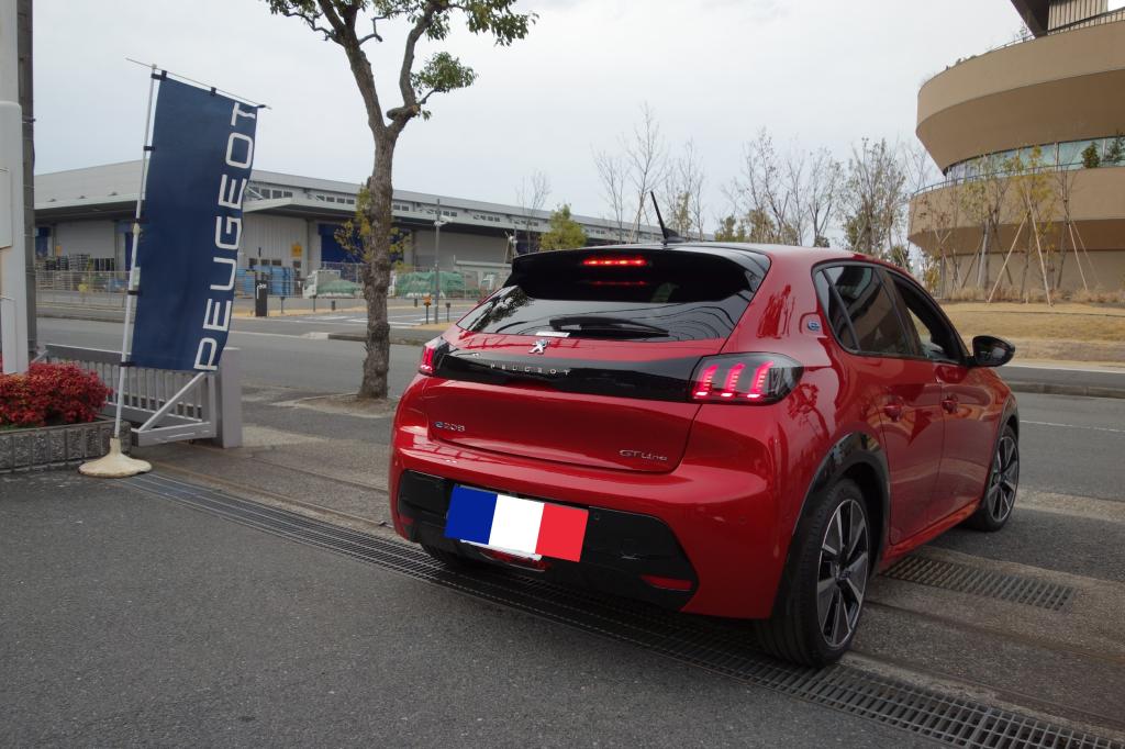 【 PEUGEOT e-208 】ご納車いただきありがとうございました🌷