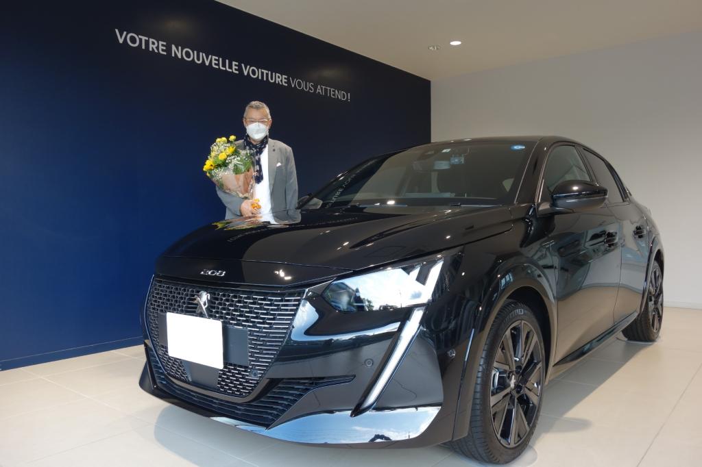 PEUGEOT208GT ご納車＆嬉しい差し入れをありがとうございました🌼