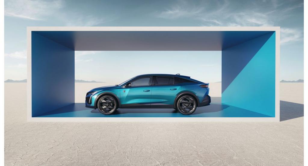 【NEW PEUGEOT 408 】あらゆる角度から予想外！？PEUGEOTファストバックの登場です🦁