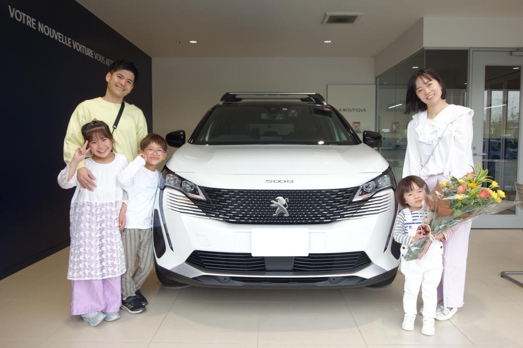 【PEUGEOT 5008】ご納車ありがとうございました🏵️