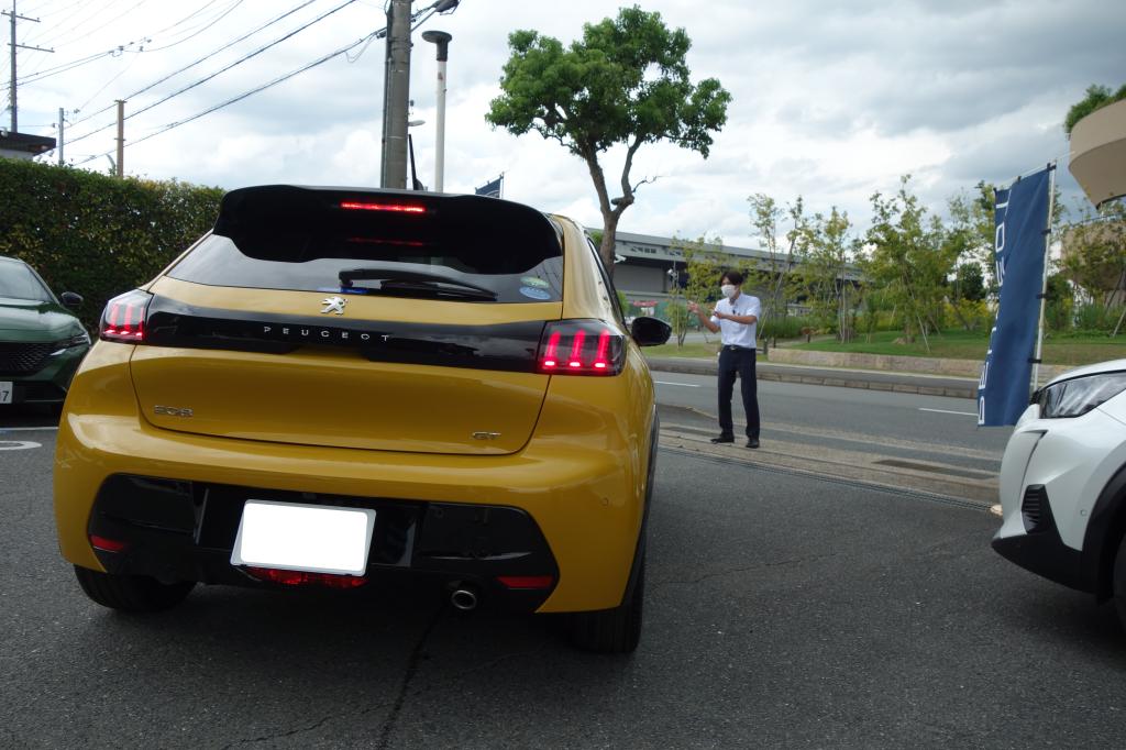 【PEUGEOT 208】 ご納車いただきありがとうございました🏵️