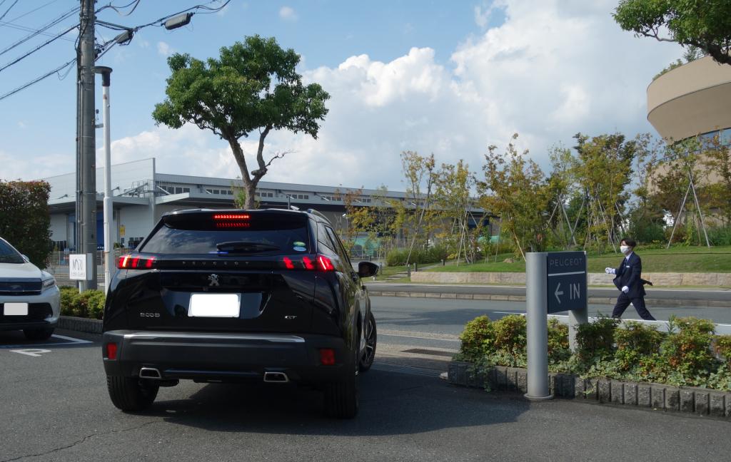 【PEUGEOT 2008】ご納車 誠にありがとうございました🎀