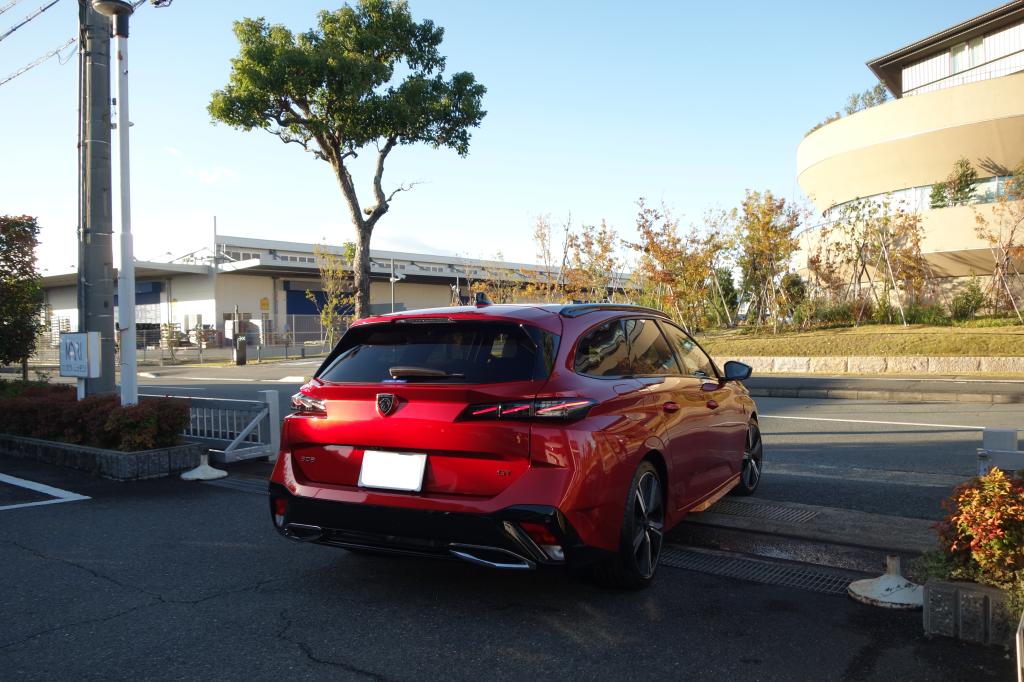 【NEW PEUGEOT 308SW】ご納車 誠にありがとうございました🎄✨