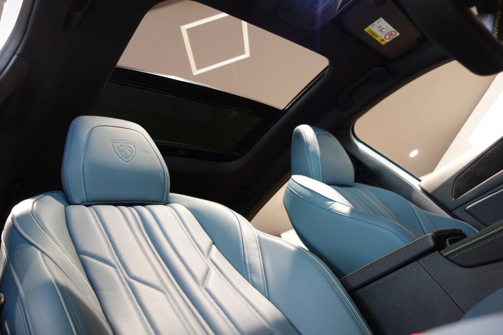 【PEUGEOT 308 GT BlueHDi Blue Nappa Edition】展示車がきました🚗