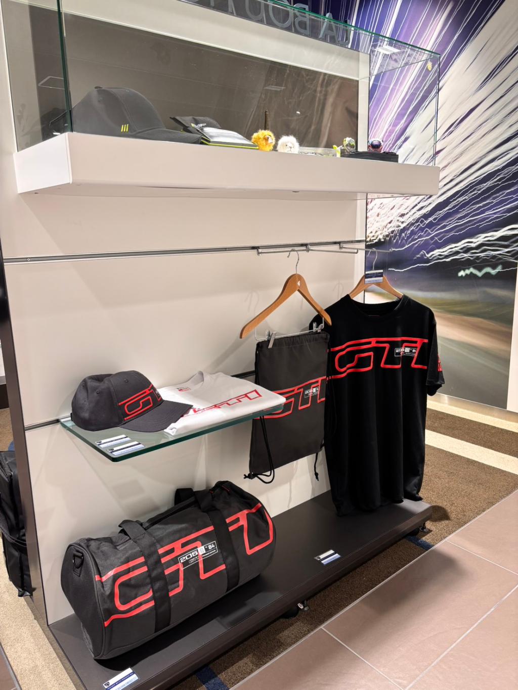 PEUGEOTグッズが増えました🚗🚗✨