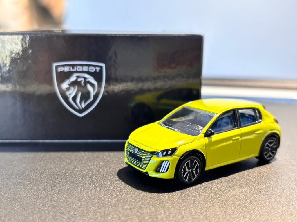 NEW 208 HYBRID デビューフェアが明日で終了します🏎️🏎️