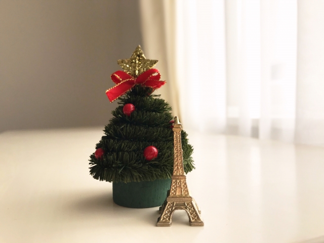 明日はクリスマスイブ🧑🏻‍🎄❄️＆定休日